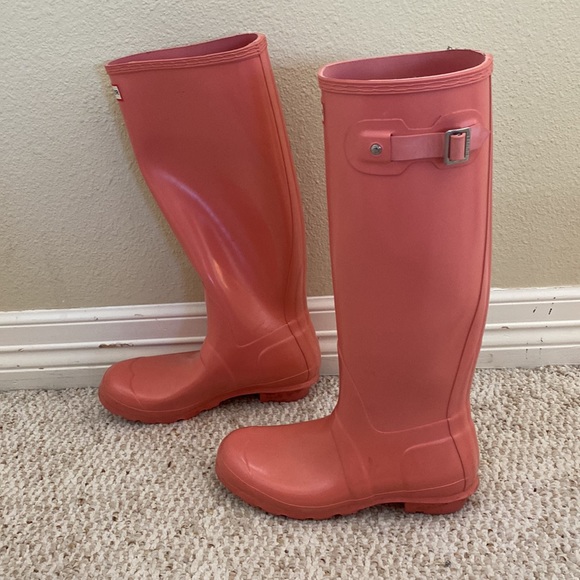 Pink Hunter Boots - size 8 - Picture 2 of 6